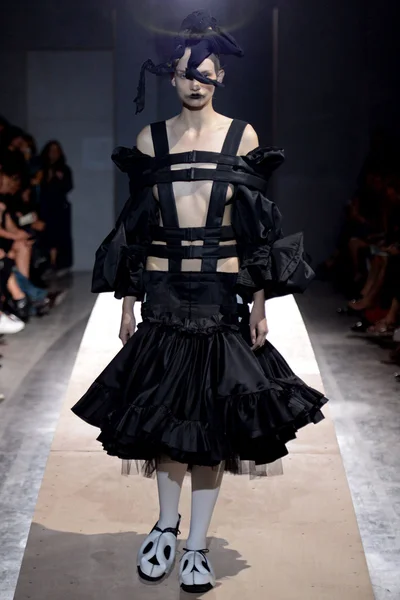 Look 5